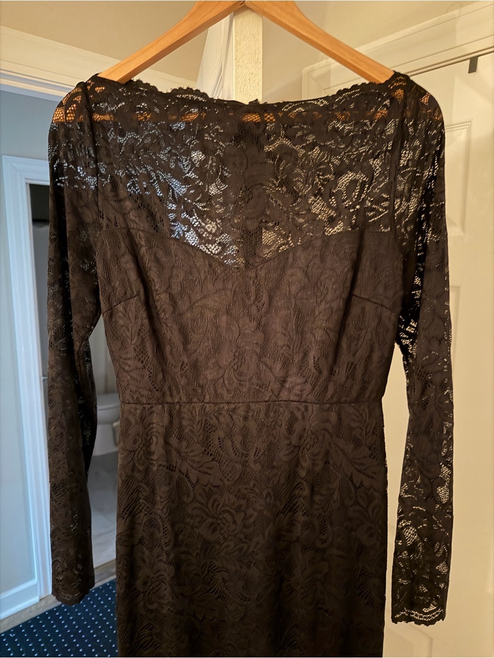 Lulu's Black Lace Long-Sleeve Sheath Dress - Size Large
